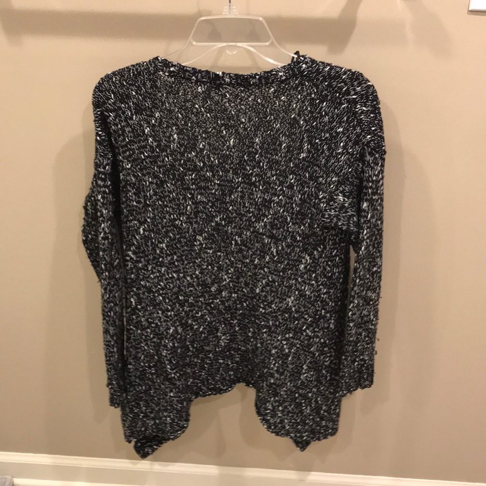 H&M Sweater - Picture 3 of 3